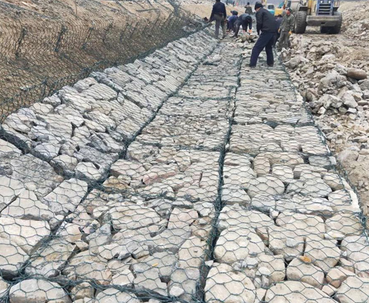 河岸加固选择玉溪雷诺护垫的理由是什么